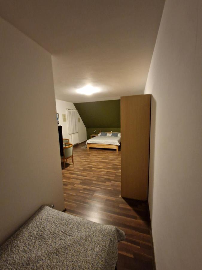 Guest House Wolf II Plitvička Jezera Buitenkant foto